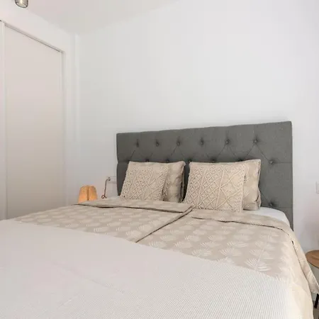 The Cozy At One80 Suites, Estepona